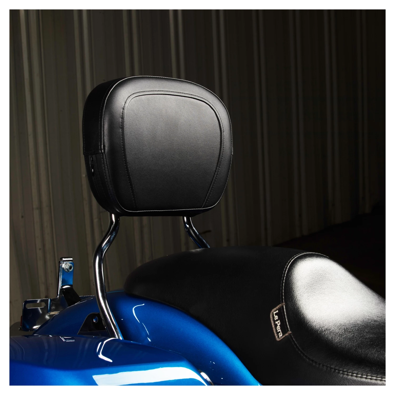 Sissy Bars HogWorkz Sissy Bar Backrest For Harley Softail 2018-2022 9 Sissy Bars HogWorkz Sissy Bar Backrest For Harley Softail 2018-2022 - Image 7