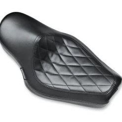 Seats & Sissy Bars Le Pera Villain Solo Seat For Harley -Motorcycle Seats Sales le pera villain solo seat for harley diamond