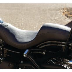 Mustang Seats Seats & Sissy Bars Mustang Hightail Fastback Seat For Harley -Motorcycle Seats Sales mustang hightail fastback seat for harley dyna20062017 6
