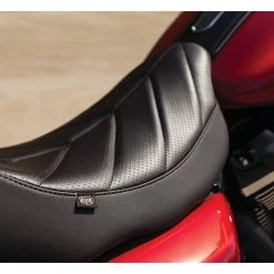 Mustang Seats Seats & Sissy Bars Mustang Revere Odyssey Streak Solo Seat For Harley Touring 2008-2022 9 Mustang Seats Seats & Sissy Bars Mustang Revere Odyssey Streak Solo Seat For Harley Touring 2008-2022 -Motorcycle Seats Sales mustang revere odyssey streak solo seat for harley touring20082022 2