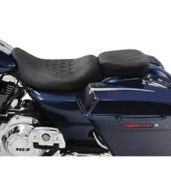 Mustang Seats Seats & Sissy Bars Mustang Wide Tripper Solo And Passenger Seat For Harley -Motorcycle Seats Sales mustang wide tripper solo seat for harley diamond stitch 1