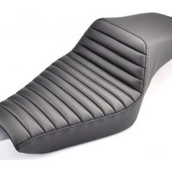 Seats & Sissy Bars Saddlemen Step Up Seat For Harley -Motorcycle Seats Sales saddlemen step up seat for harley tuck roll 1